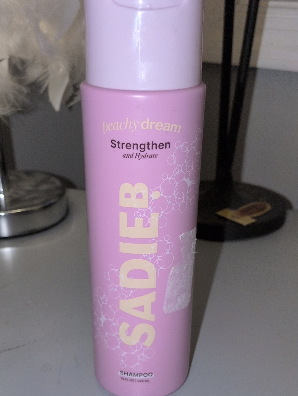SADIE B Peachy Dream Strengthen and Hydrate Shampoo -
